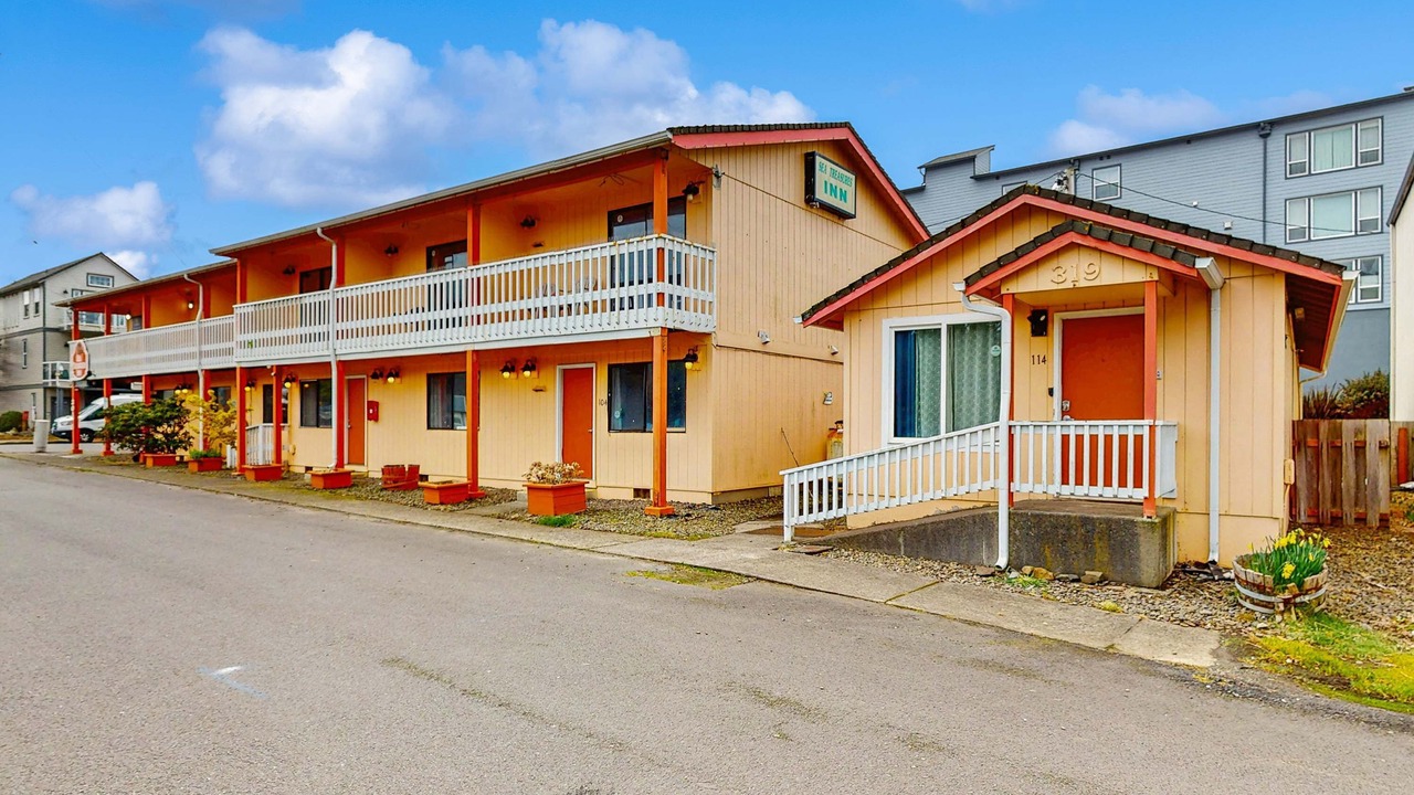 Photo of Outdoor in Rockaway Beach