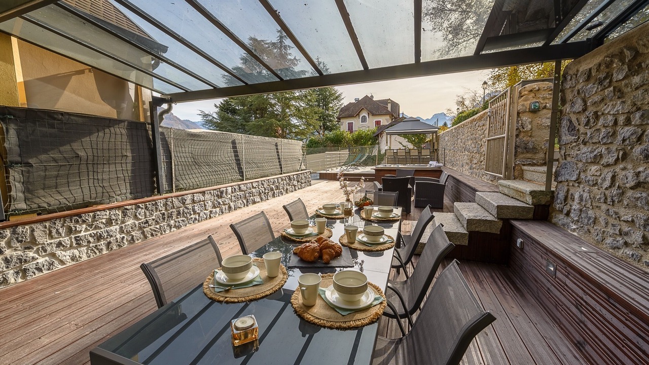 Photo of Outdoor in Chaparon