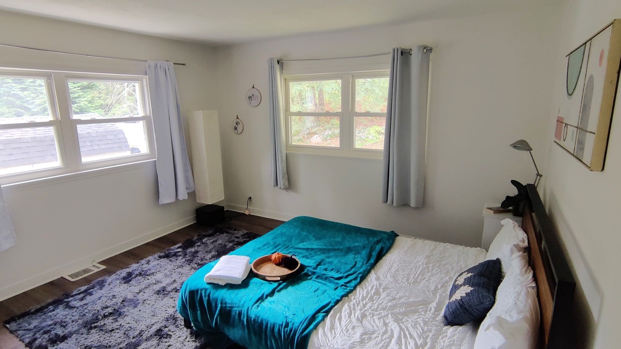 Photo of Bedroom in Ashland