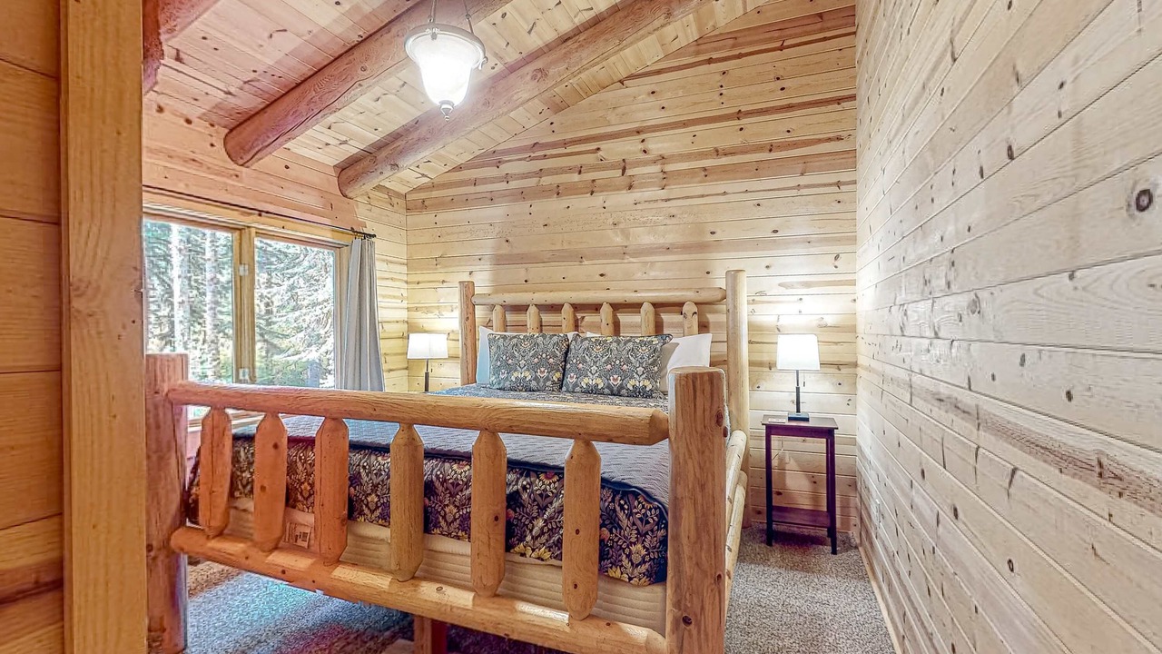 Photo of Bedroom in Tillamook