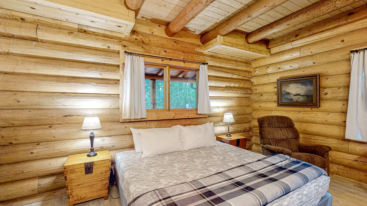 Photo of Bedroom in Tillamook