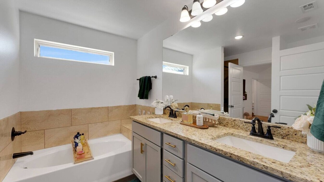 Photo of Bathroom in Grand Prairie