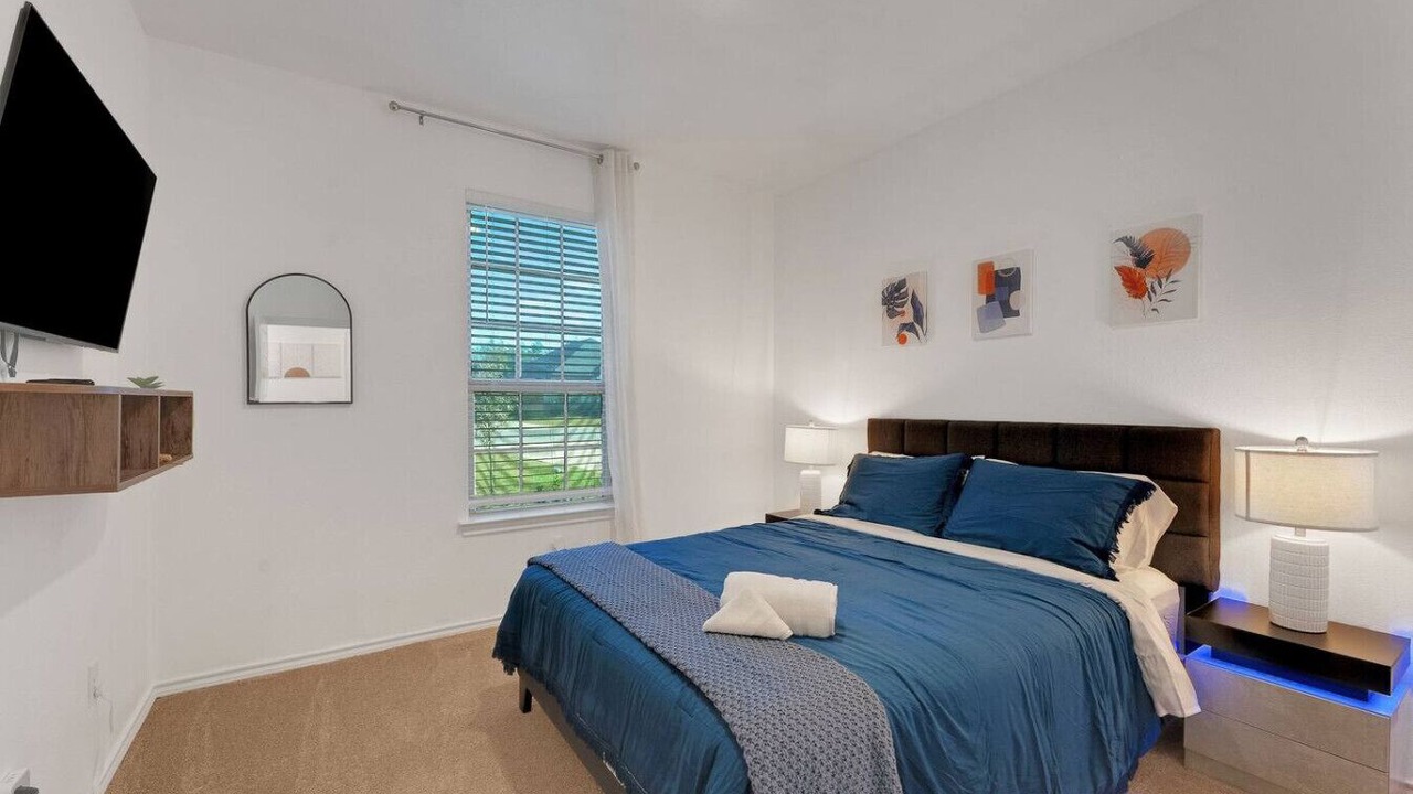 Photo of Bedroom in Grand Prairie