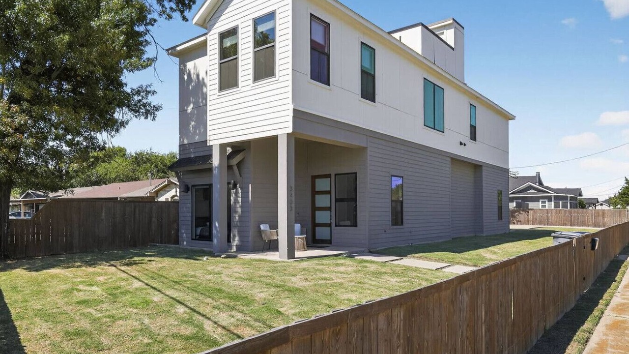 Photo of Outdoor in West Dallas