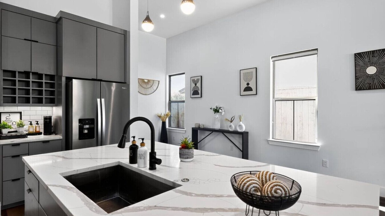 Photo of Kitchen in West Dallas