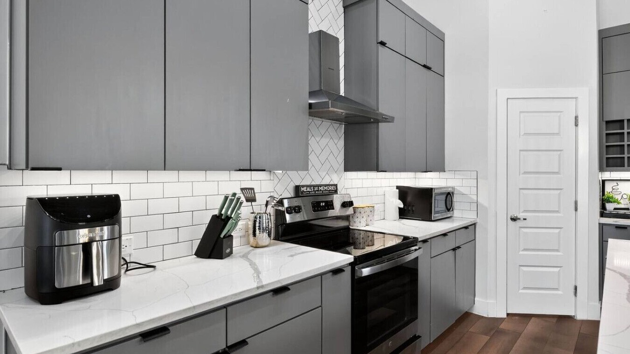 Photo of Kitchen in West Dallas