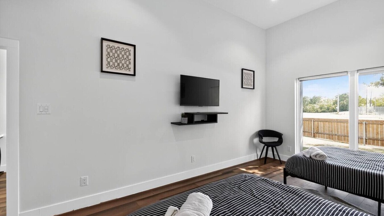 Photo of Bedroom in West Dallas