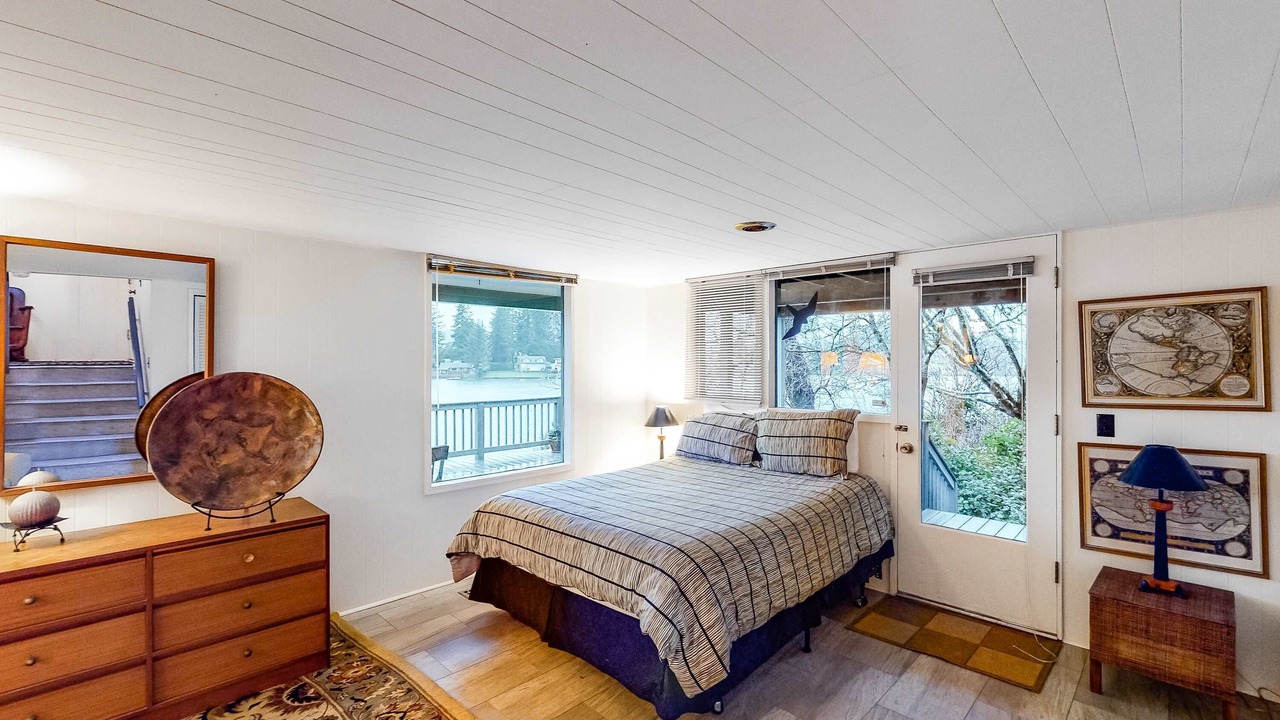 Photo of Bedroom in Otis