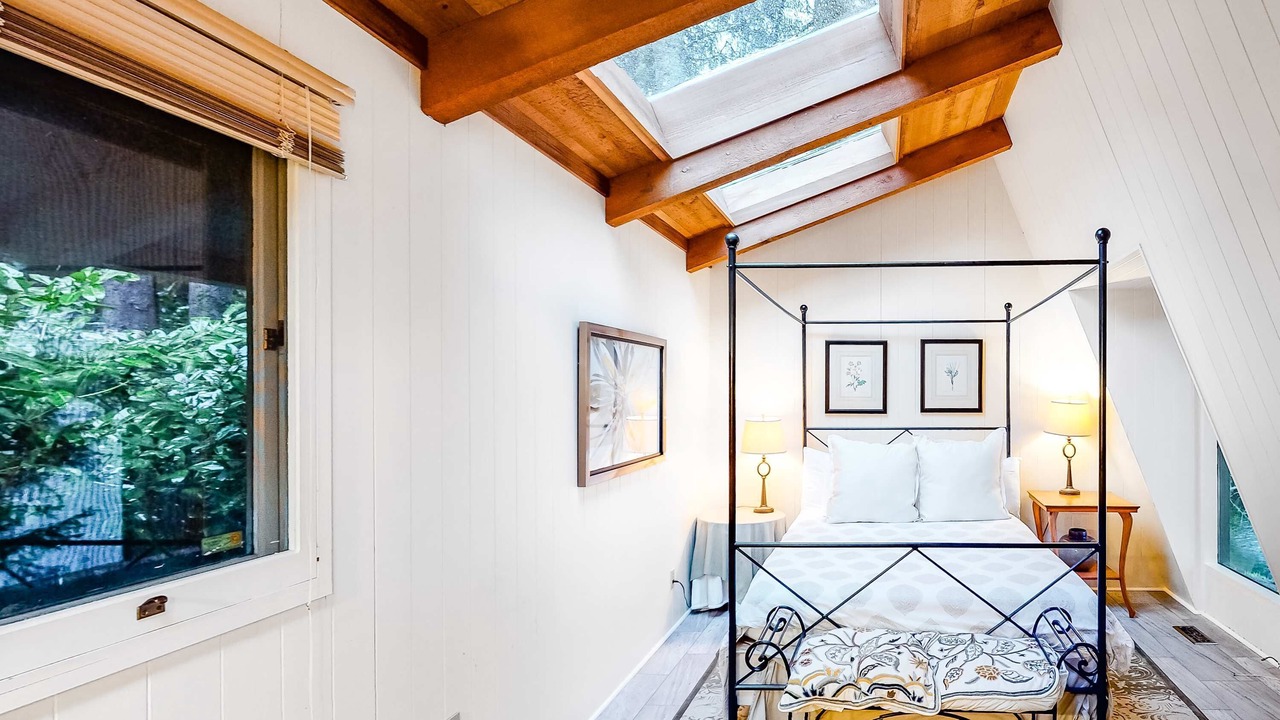 Photo of Bedroom in Otis