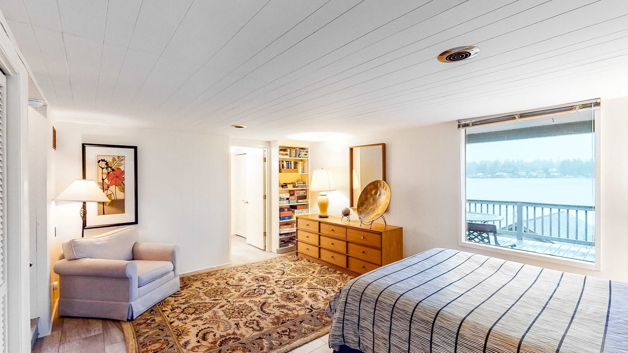 Photo of Bedroom in Otis