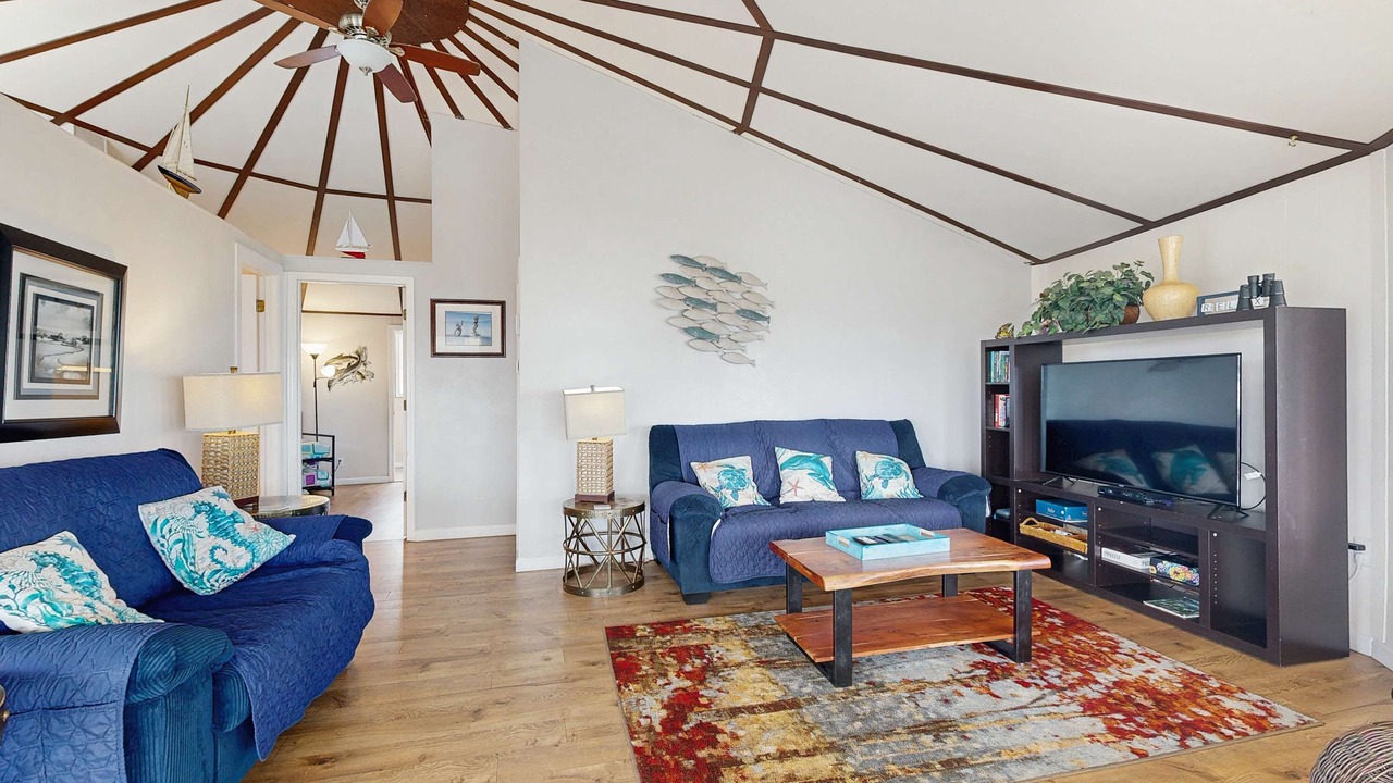 Photo of Livingroom in Gleneden Beach
