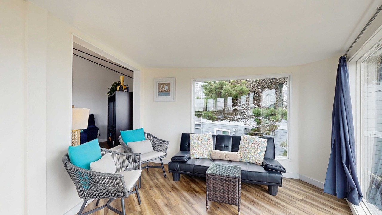 Photo of Livingroom in Gleneden Beach