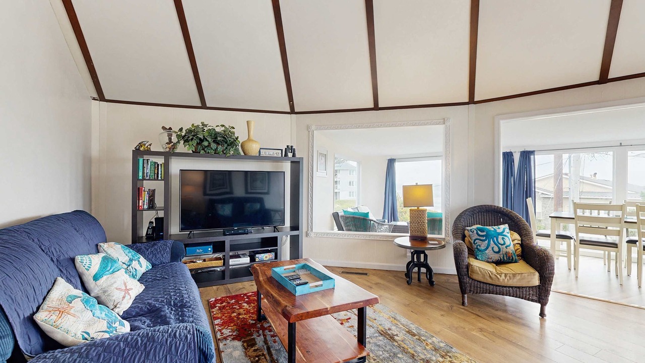 Photo of Livingroom in Gleneden Beach
