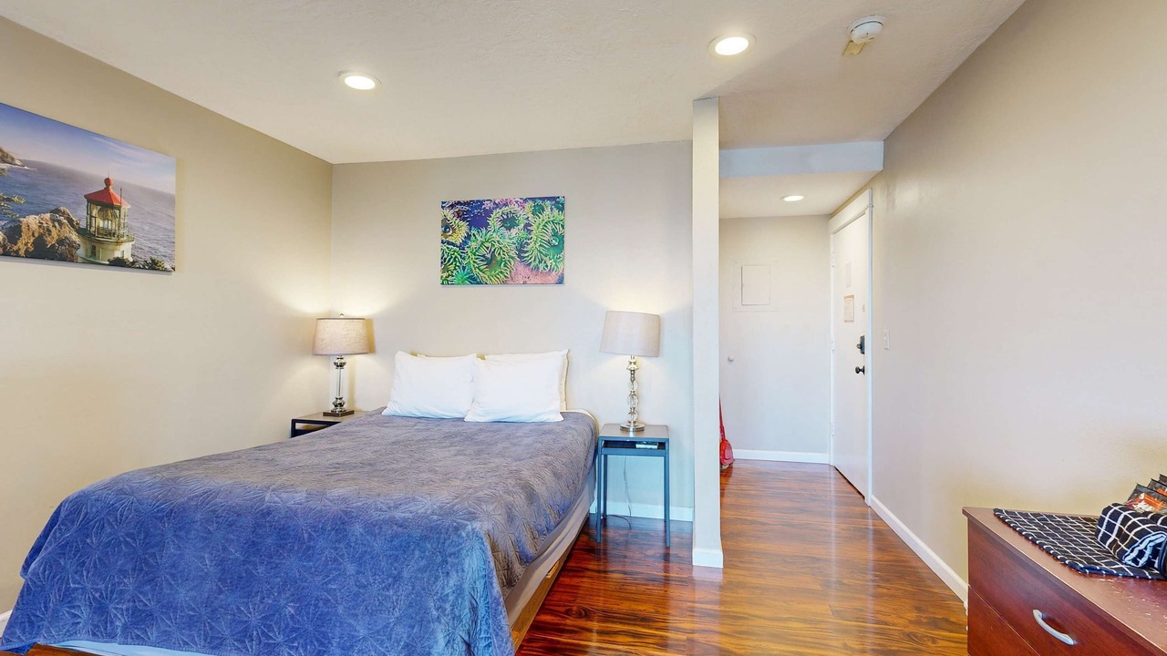 Photo of Bedroom in Lincoln City