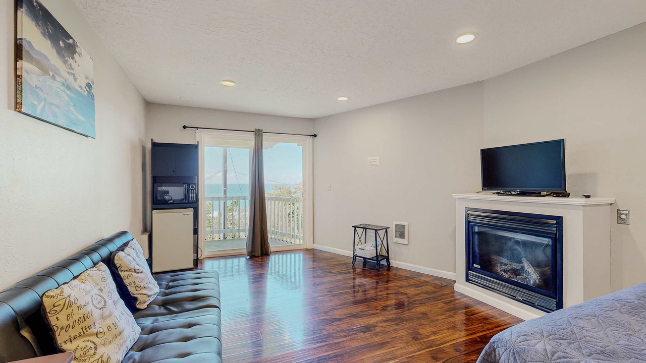 Photo of Livingroom in Lincoln City