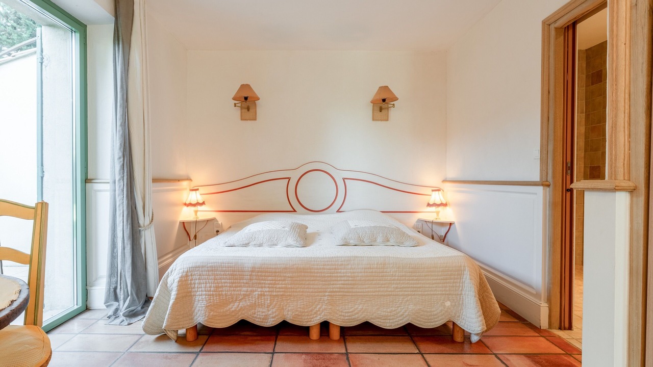 Photo of Bedroom in Violes