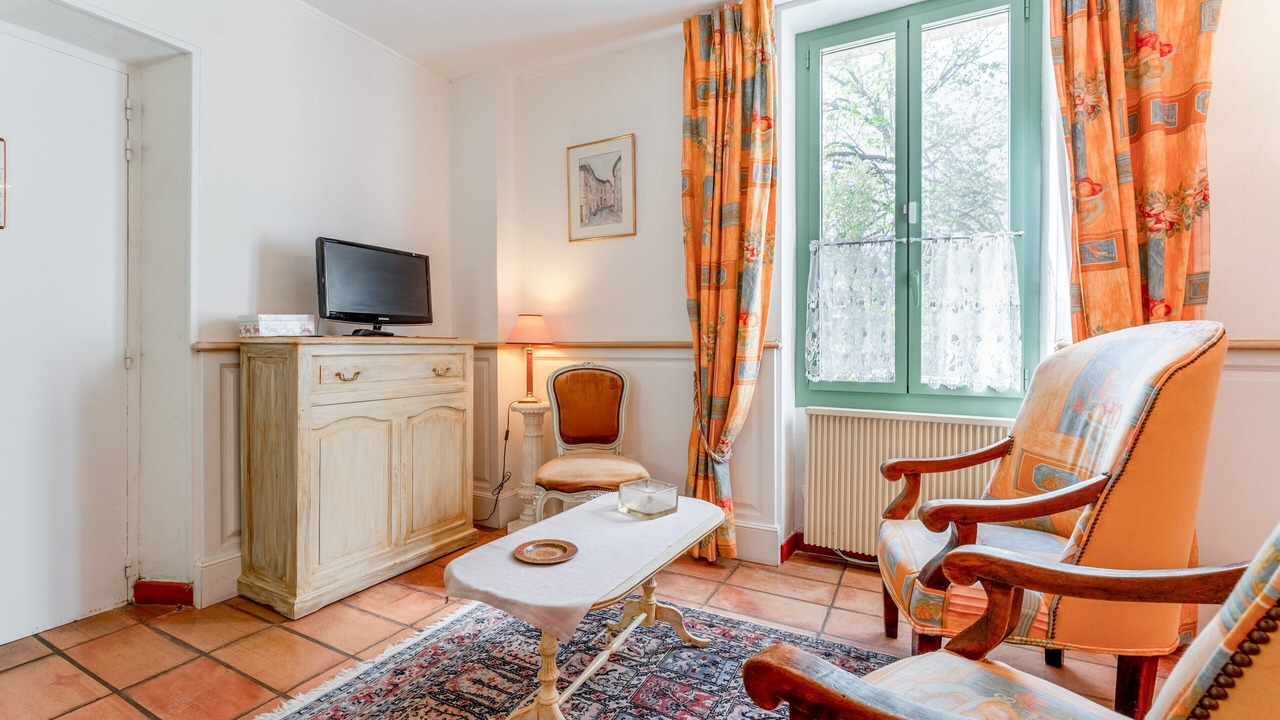 Photo of Livingroom in Violes