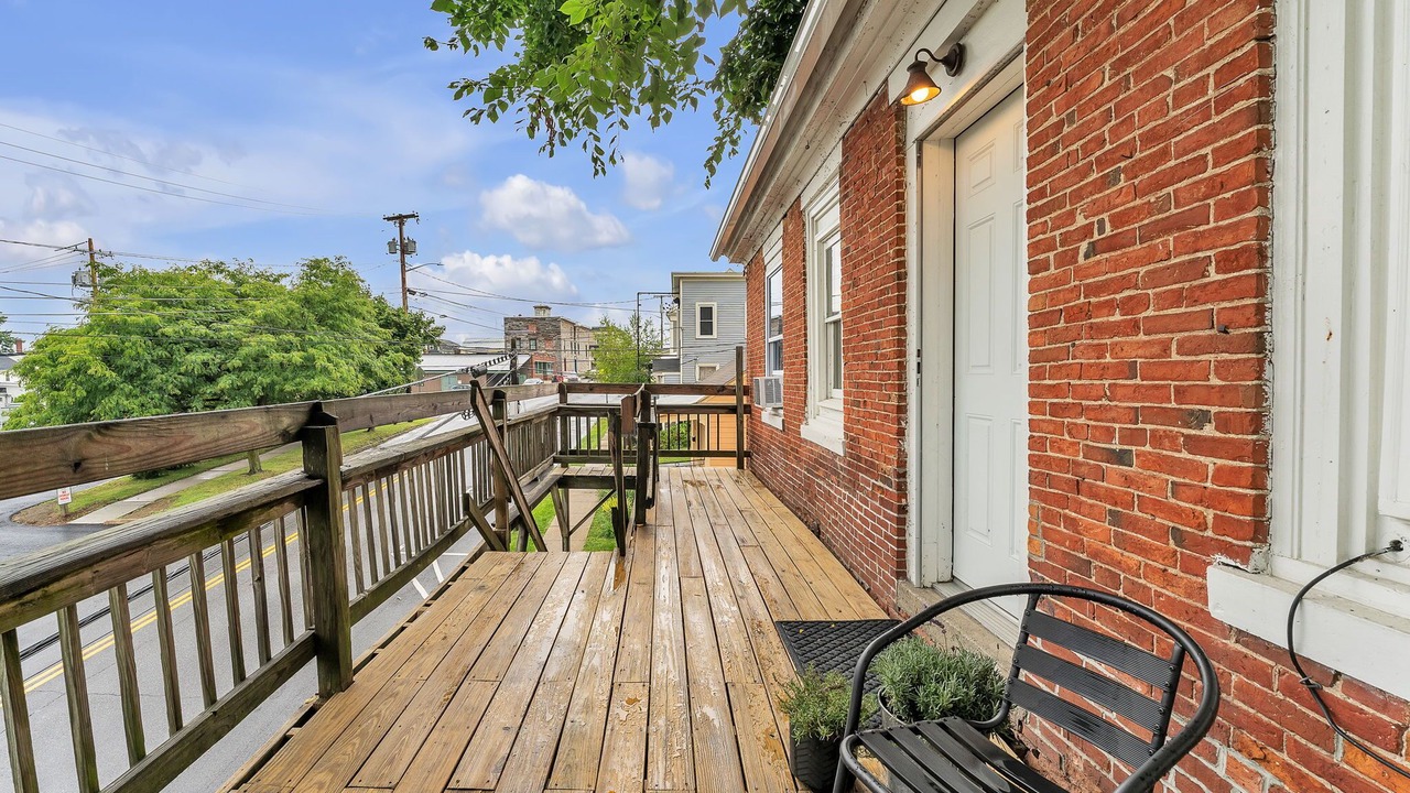 Photo of Patio Balcony in Vergennes