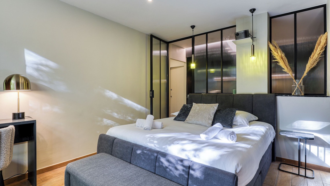 Photo of Bedroom in Champs-Elysees