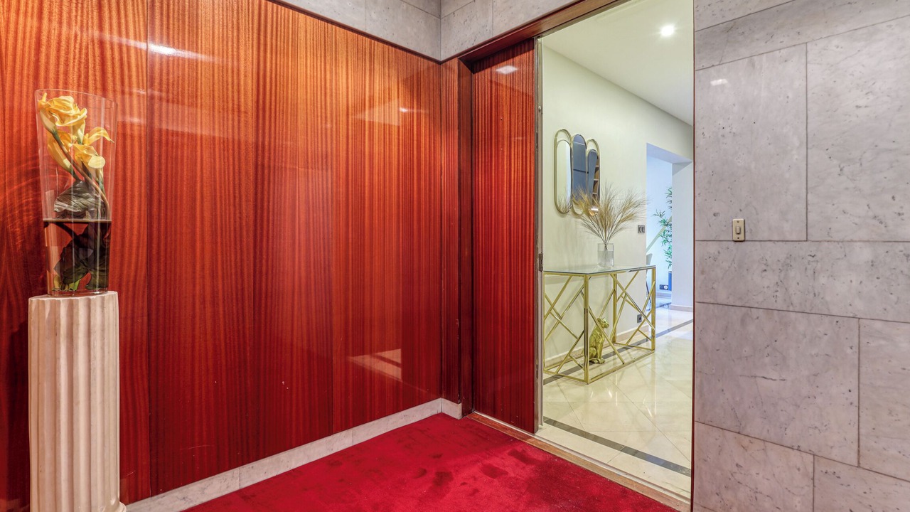 Photo of Others in Champs-Elysees