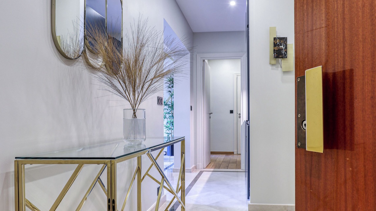 Photo of Others in Champs-Elysees