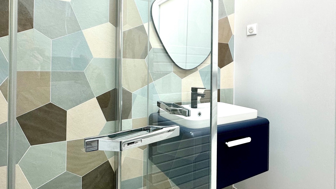 Photo of Bathroom in Bagneux