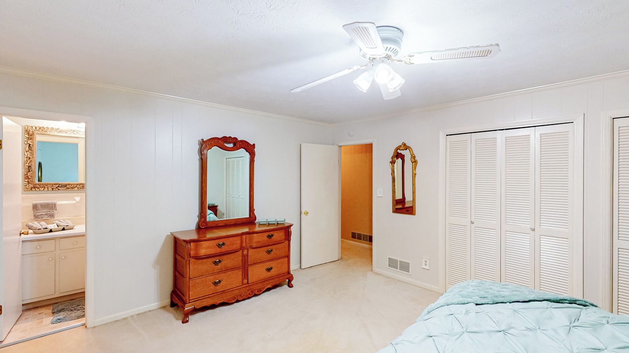 Photo of Bedroom in Orchard Hill
