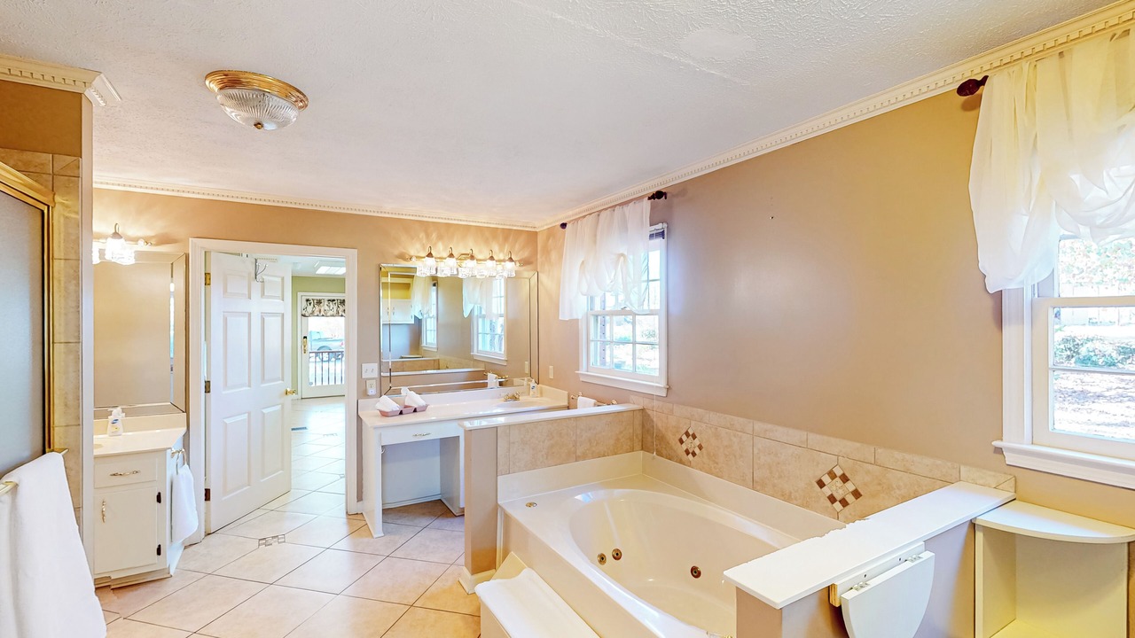 Photo of Bathroom in Orchard Hill