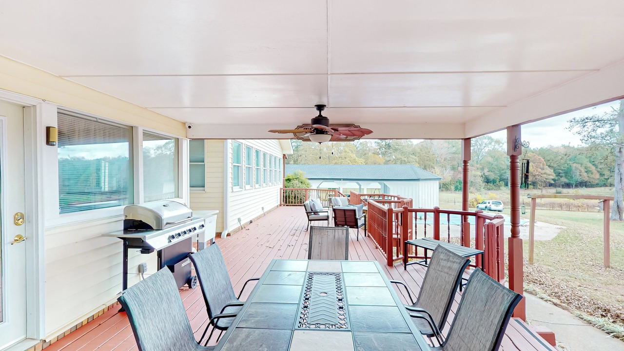 Photo of Outdoor in Orchard Hill