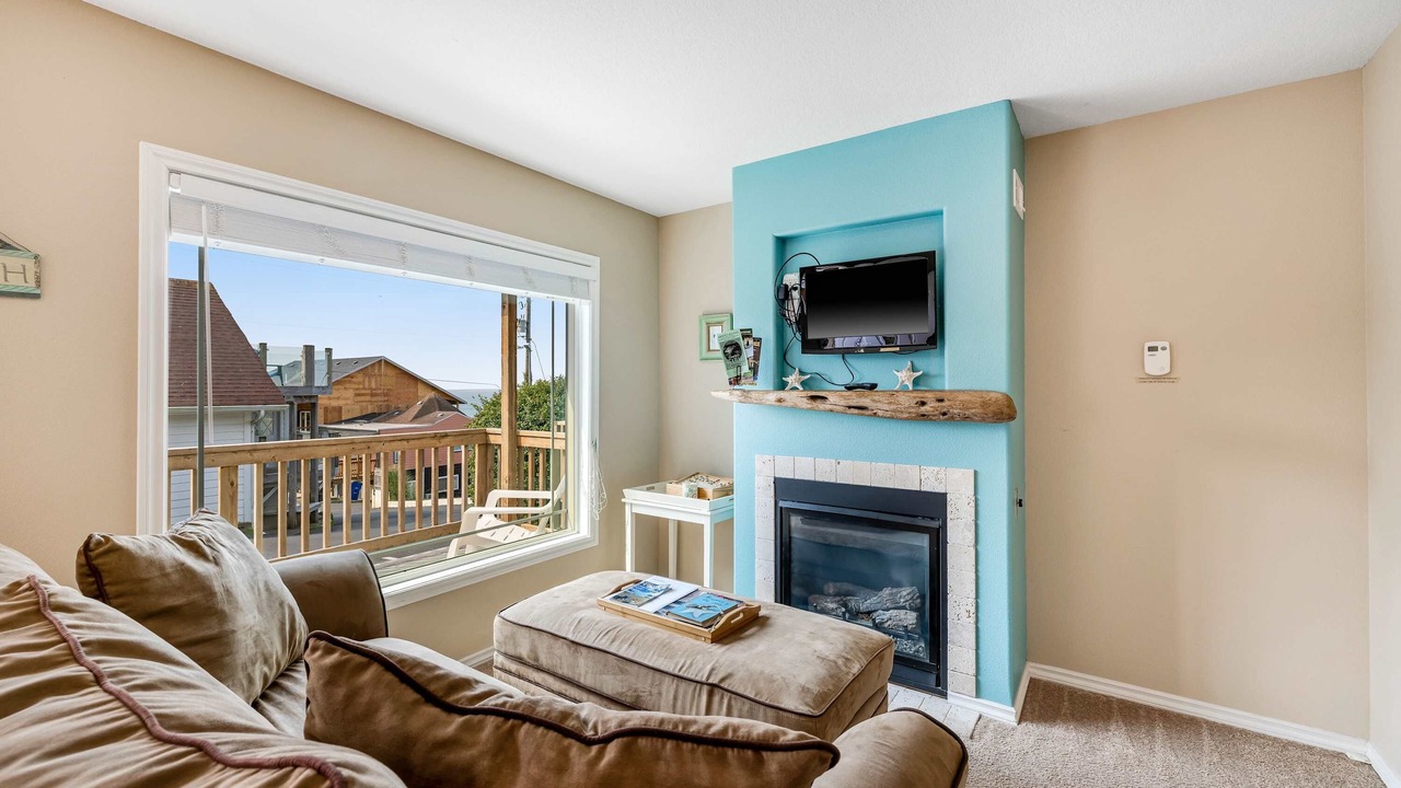 Photo of Livingroom in Depoe Bay