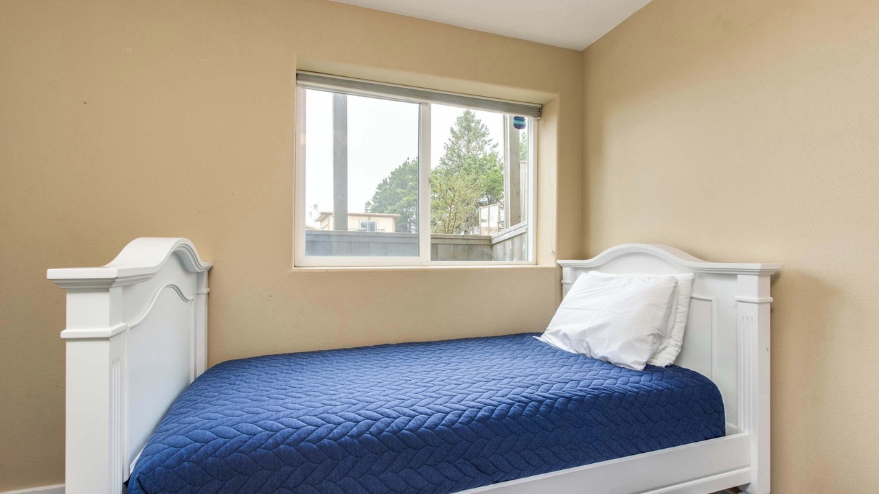Photo of Bedroom in Roads End