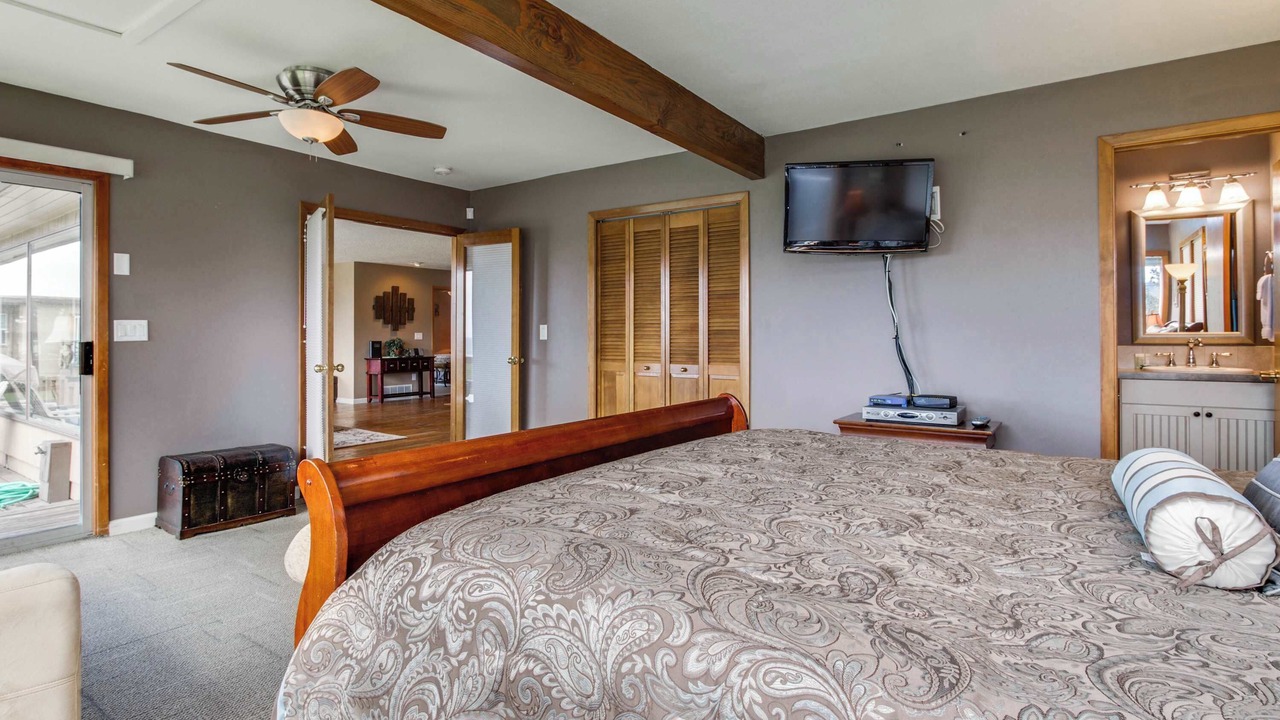 Photo of Bedroom in Roads End