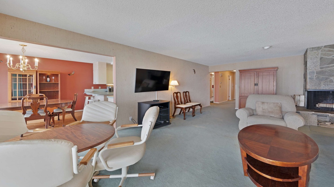 Photo of Livingroom in Gleneden Beach