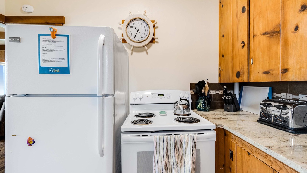 Photo of Kitchen in Gleneden Beach