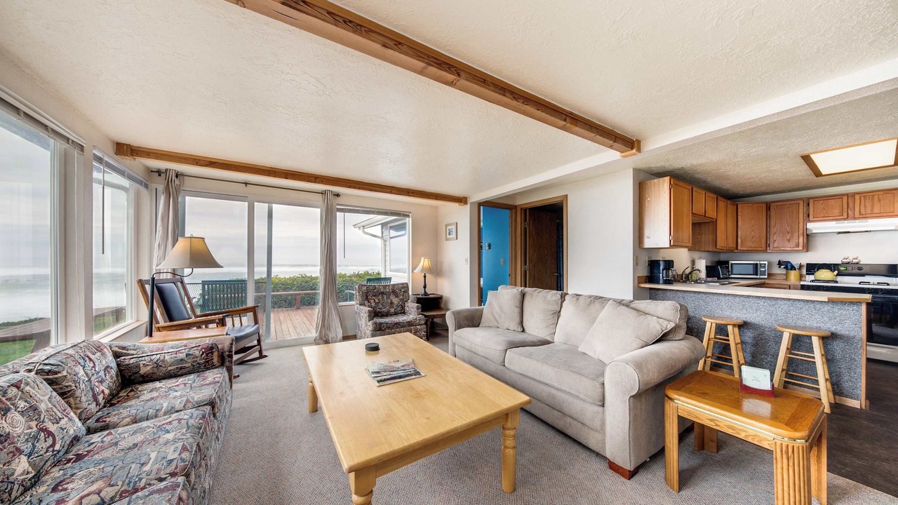 Photo of Livingroom in Gleneden Beach