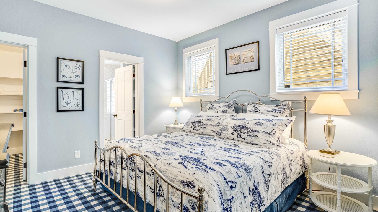 Photo of Bedroom in Nelscott