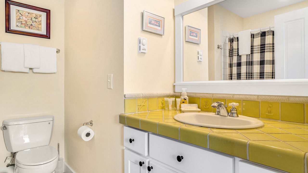 Photo of Bathroom in Nelscott