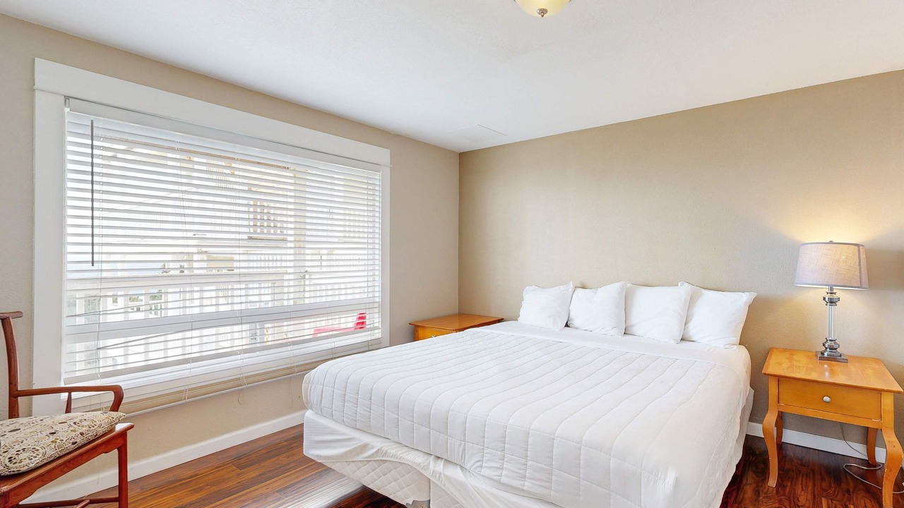 Photo of Bedroom in Lincoln City