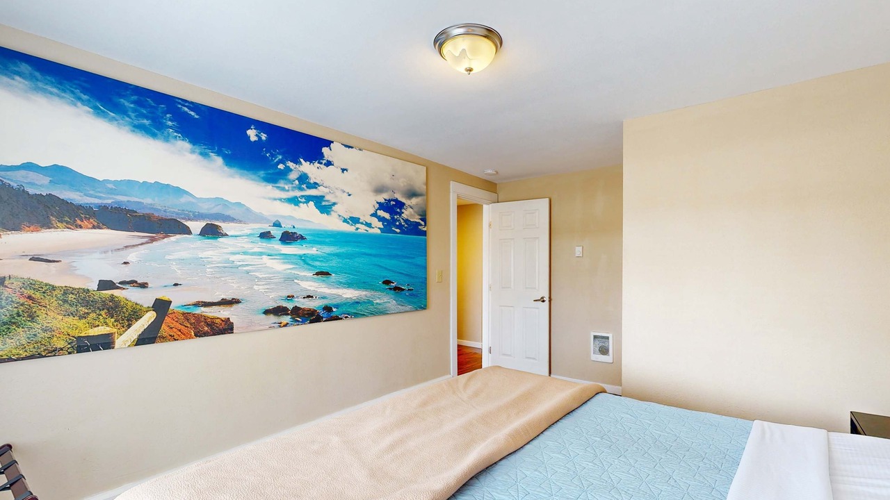 Photo of Bedroom in Lincoln City