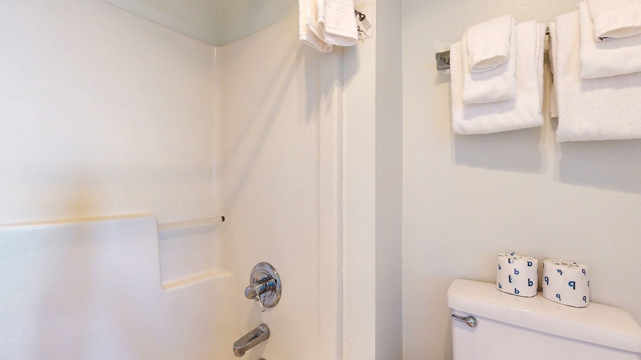 Photo of Bathroom in Lincoln City