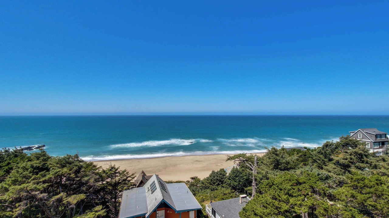 Photo of Others in Lincoln City