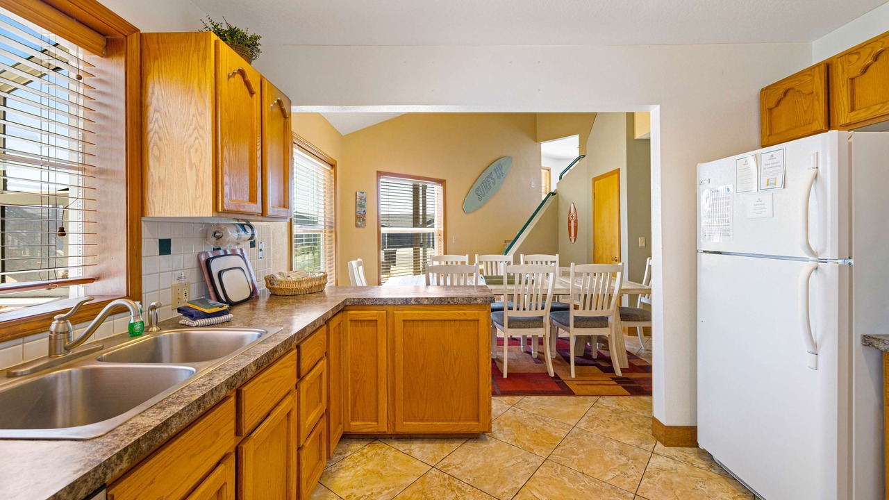Photo of Kitchen in Kiwanda Shores