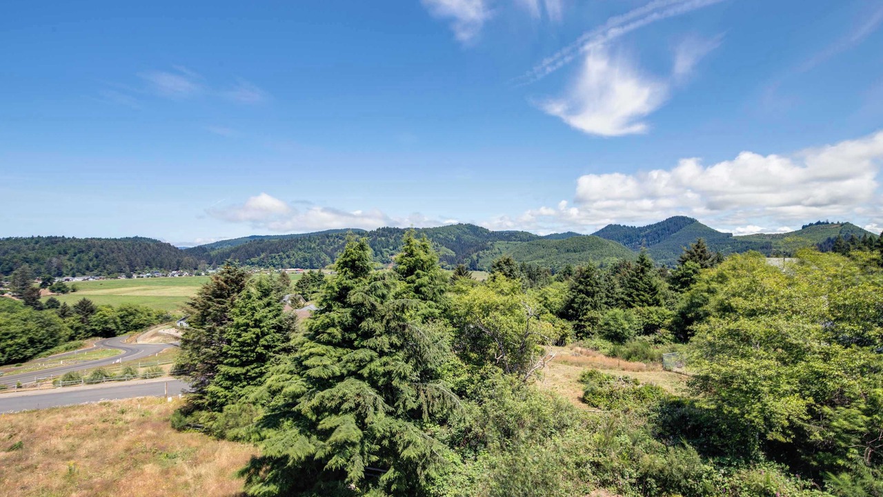 Photo of Others in Pacific City