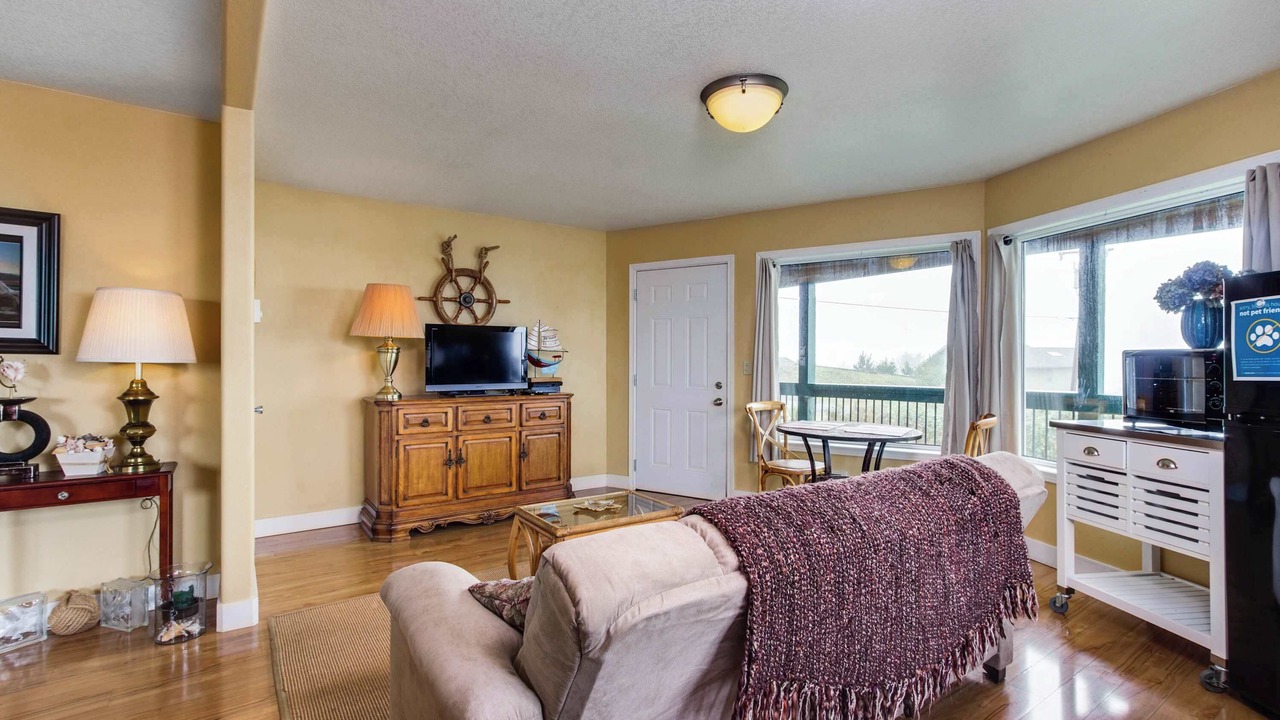 Photo of Livingroom in Pacific City