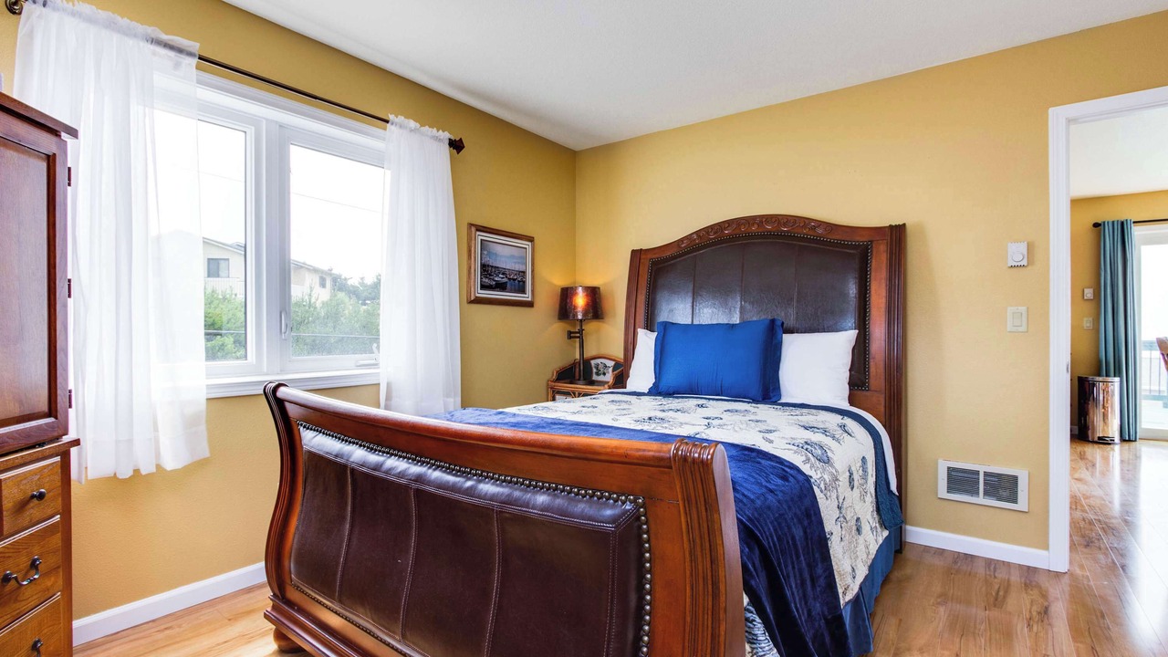 Photo of Bedroom in Pacific City