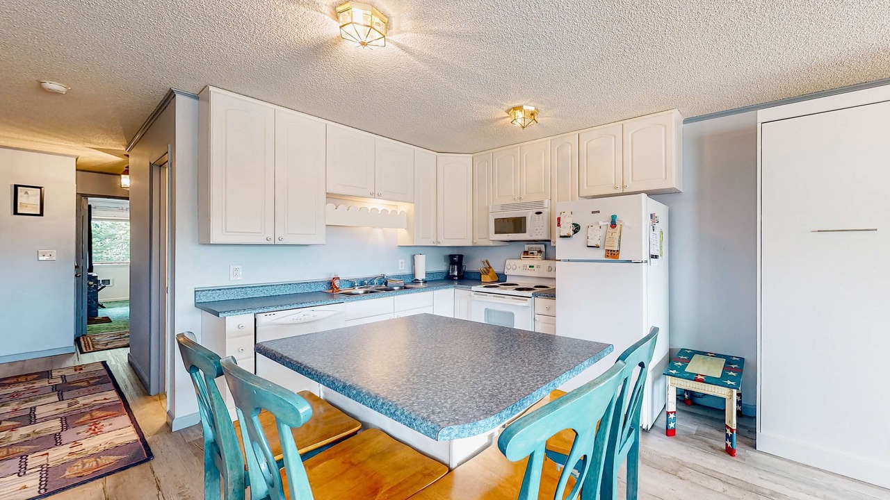 Photo of Kitchen in Neskowin