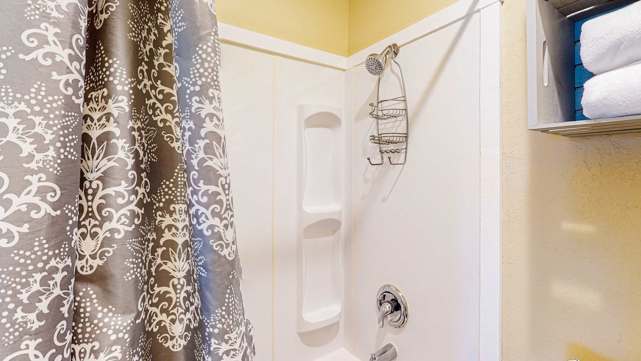 Photo of Bathroom in Neskowin