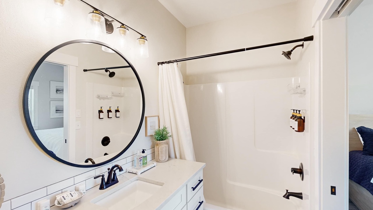 Photo of Bathroom in Nelscott