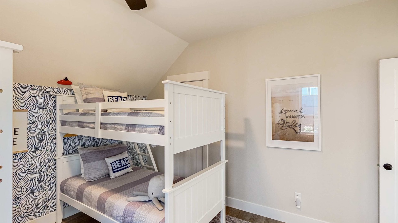 Photo of Bedroom in Nelscott