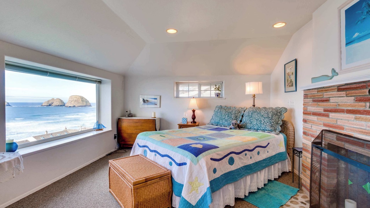 Photo of Bedroom in Oceanside